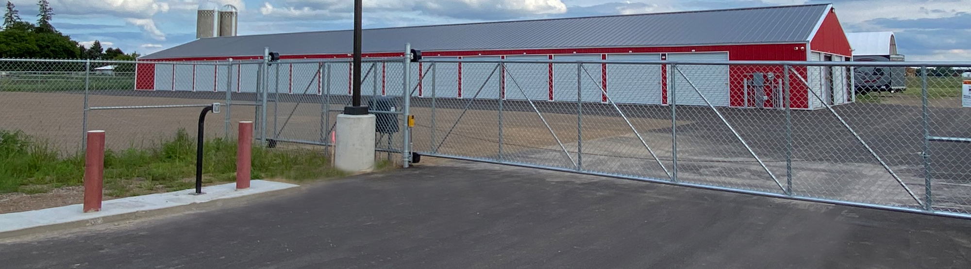 Storehouse Self Storage - Safe Security Gate Indoor Storage